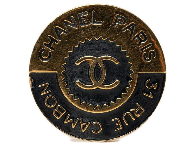 Spilla Chanel Cambon con Logo Rotondo Nero D'oro 