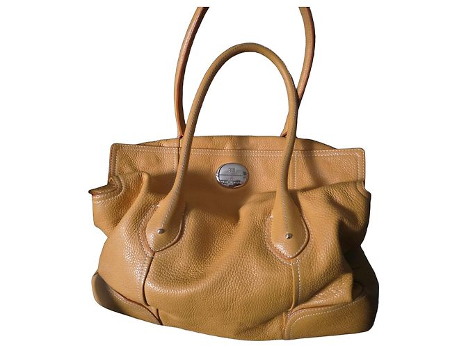 Bolso de piel granulada Lancel amarillo