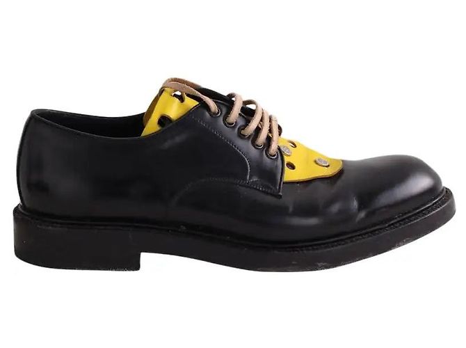 Loewe Scarpe nere con lacci Nero 