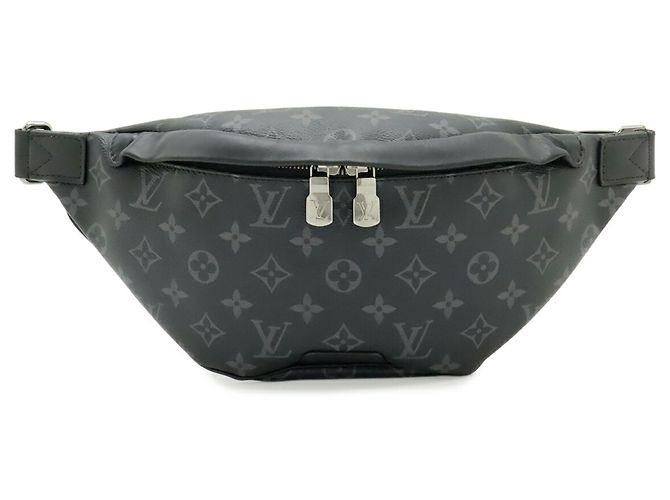 Pochete Louis Vuitton Monogram Eclipse Discovery PM Monograma