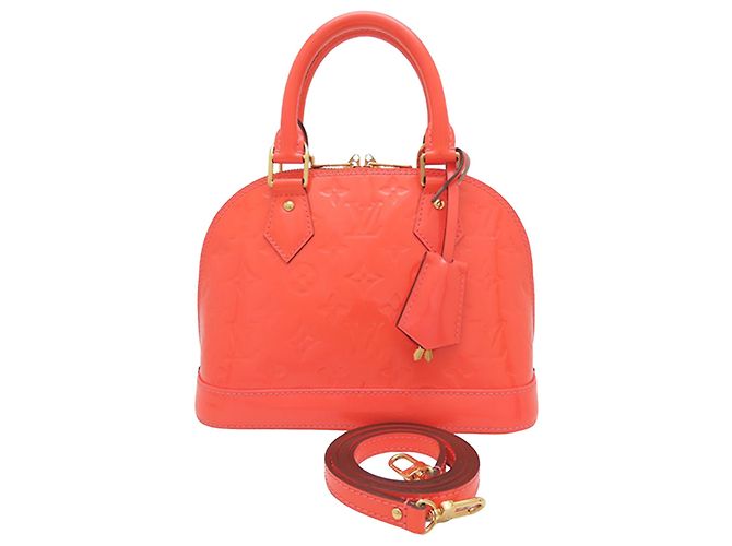 Louis Vuitton Alma BB em Monogram Vernis rosa