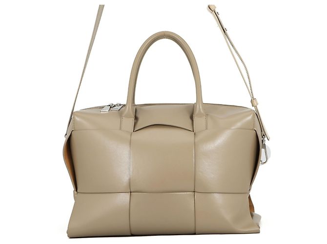 Bottega Veneta Arco Lederhandtasche Grau