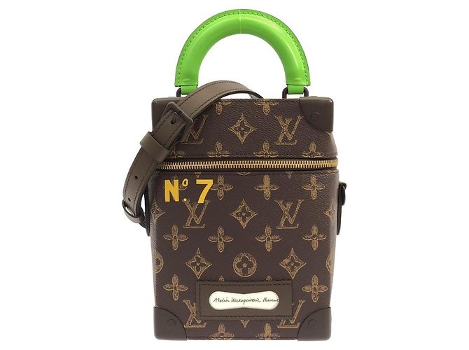 Bolsa Louis Vuitton Monogram Vertical Box Trunk Marrom