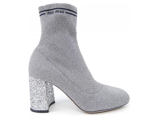 Botas Miu Miu Marrom