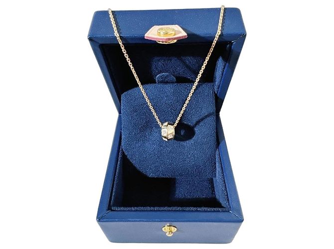 Colar Louis Vuitton Damier em Ouro 18K e Diamantes Dourado