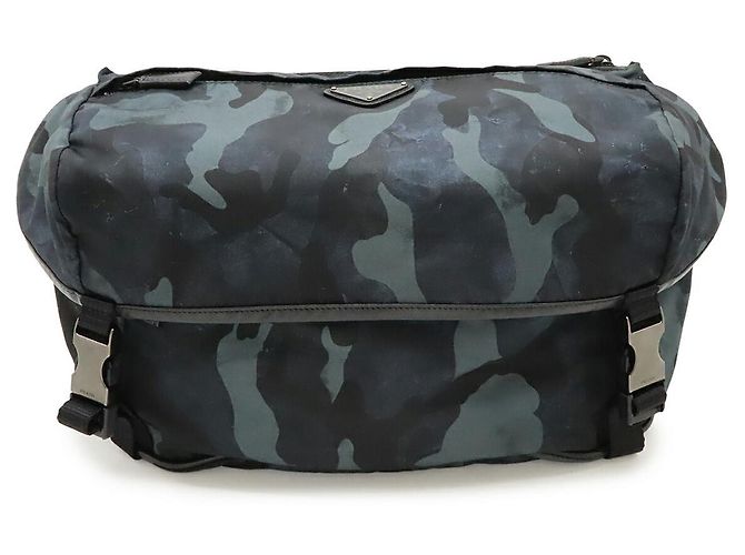 Bolsa de ombro de nylon e couro Prada 2VH991 Azul