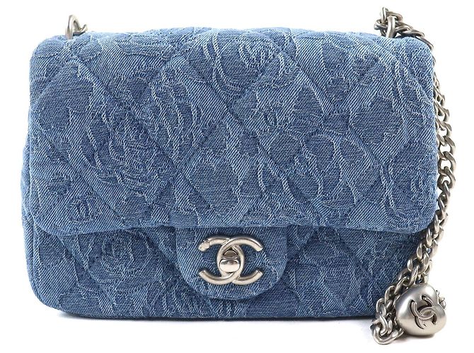 Timeless Bolsa de Ombro Chanel Mini Matelasse COCO Mark Camellia Chain Azul