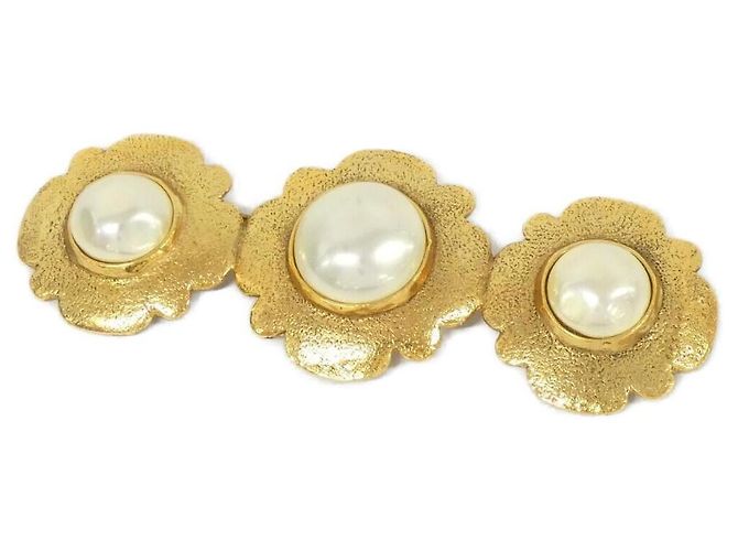 Timeless Chanel Faux-Perlen-Brosche Weiß