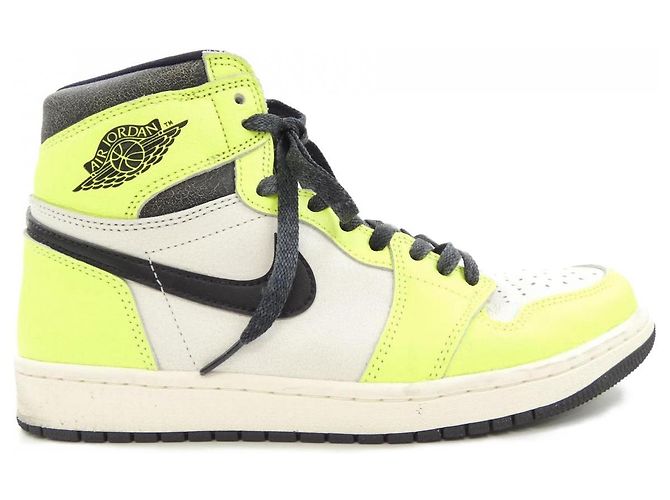 Autre Marque Tênis Nike Jordan