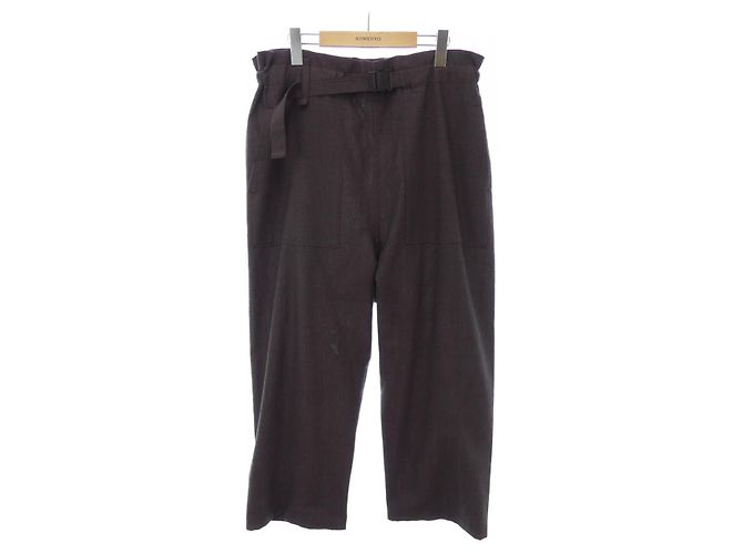 Calça me ISSEY MIYAKE Marrom