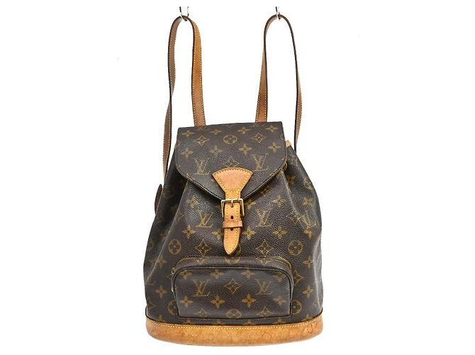 Louis Vuitton Montsouris Monogram Canvas MM Marrom