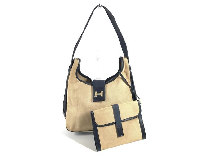 Hermès Sacoche Vintage Hermes Beige Bleu Marine