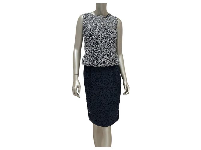 Completo due pezzi in pizzo bianco e nero Chanel Taglia 36 Usato