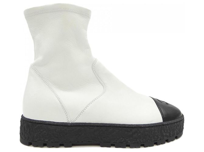 Timeless Chanel Ankle Boots Lambskin Boots Black White