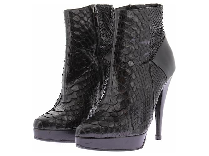 Barbara Bui Bottines noires python 