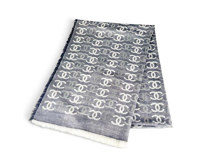 Timeless Stola in cashmere Chanel blu navy e bianco
