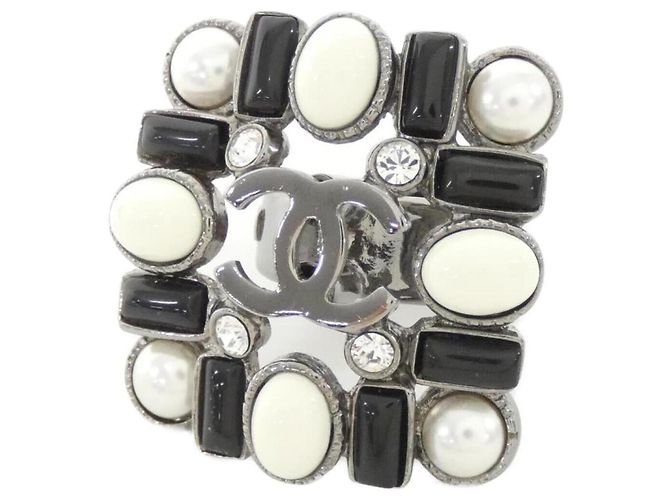 Anel Chanel de pérolas