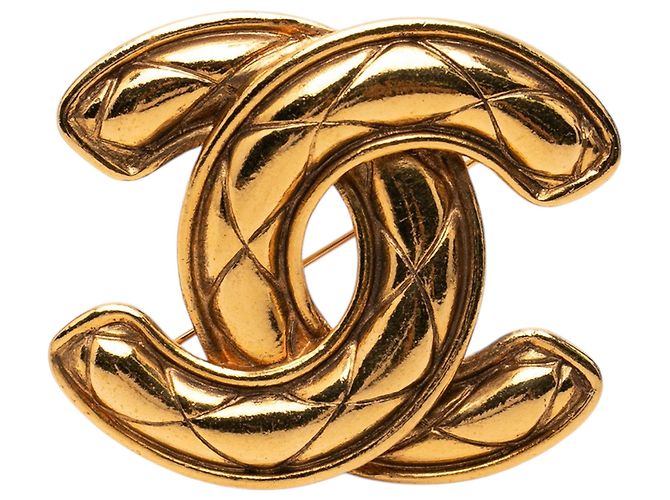 Chanel Gold CC goldplattierte gesteppte Brosche Golden