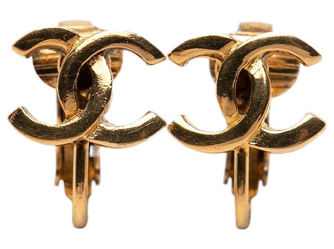 Boucles d'oreilles clips Chanel Gold CC plaqué or Doré