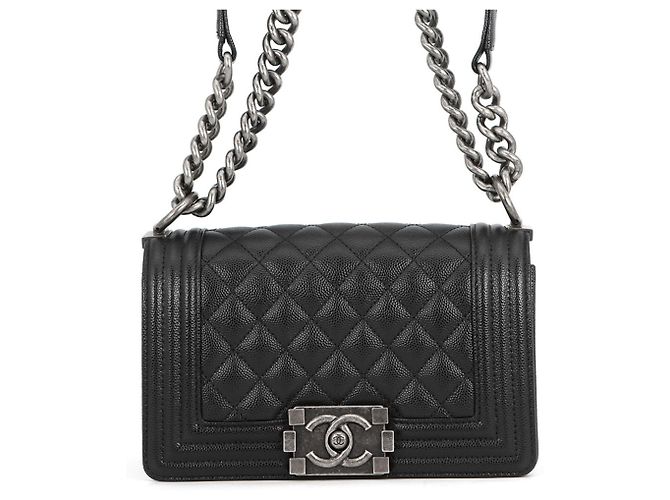Le Boy Bolsa de ombro com corrente em couro de vitelo granulado preto Chanel