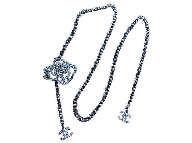 Cintura a Catena Chanel Camelia e Logo CC Argento