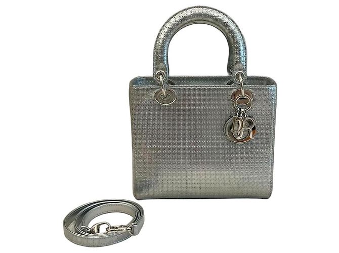Bolsa Lady Dior Mini em couro prateado Prata
