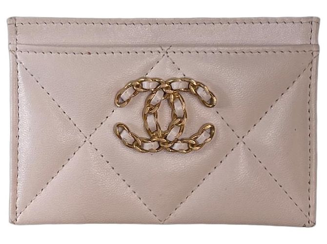 Tarjetero Chanel 19 de piel de ternera iridiscente acolchada small Blanco