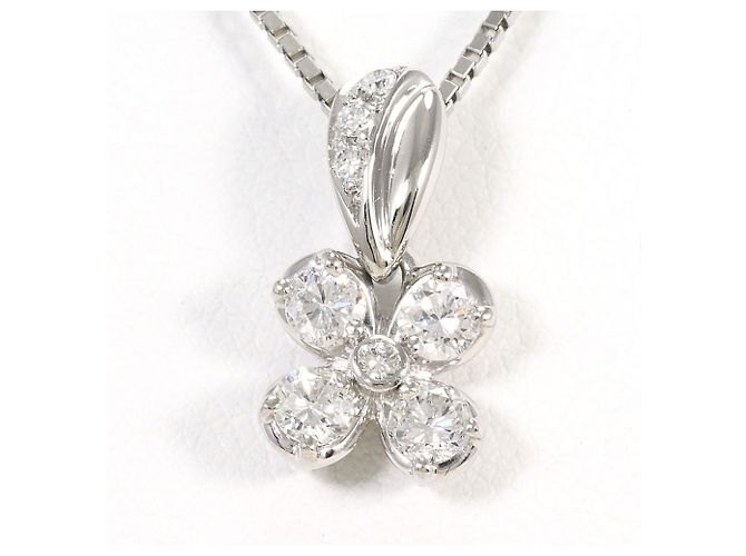 Autre Marque Collana in platino e diamanti