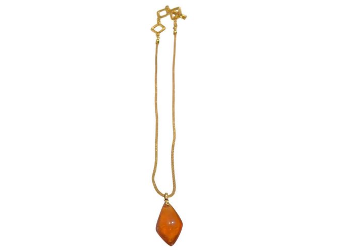Yves Saint Laurent Colar com Pingente de Vidro Âmbar e Ouro Dourado