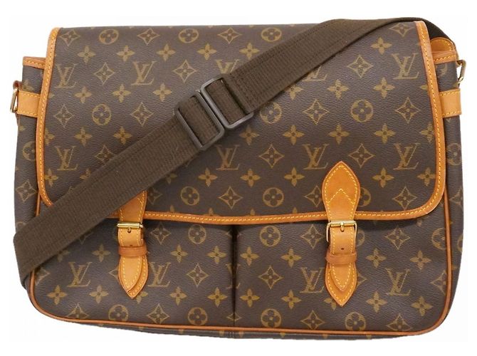 Bolso de hombro Louis Vuitton Monogram Gibeciere GM Castaño
