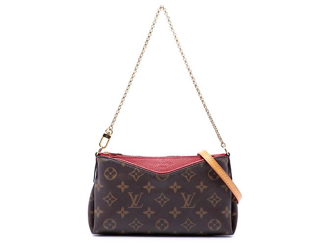 Clutch Louis Vuitton Brown Monogram Pallas Marrom