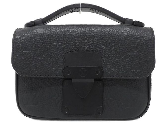 Bolsa Tiracolo Louis Vuitton Taurillon Monogram S-Lock Preto Monograma