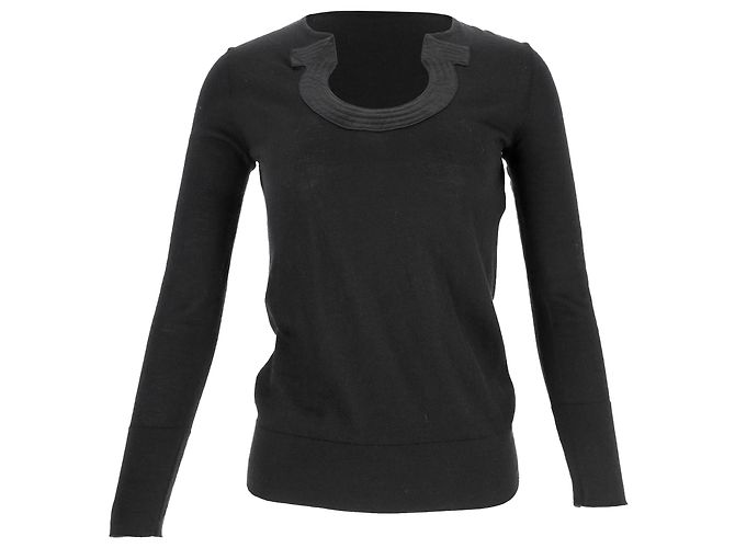 Salvatore Ferragamo Ferragamo Strickpullover aus schwarzem Kaschmir mit Wellenausschnitt