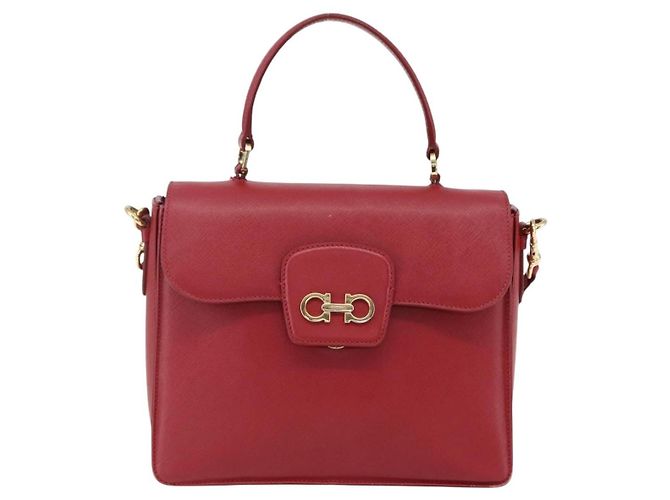 Salvatore Ferragamo Gancini Leder Rot