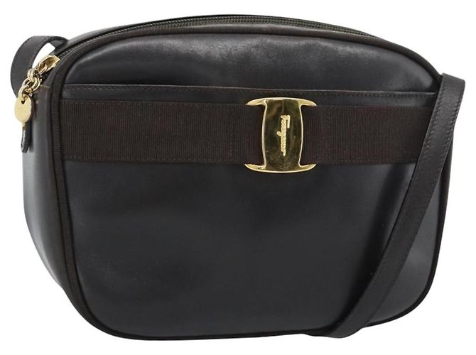 Salvatore Ferragamo Vala Leather Marrone