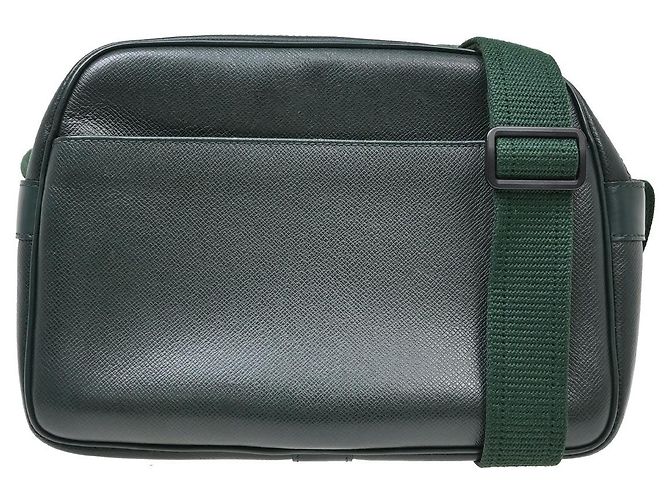Louis Vuitton Reporter Taiga Leather PM Vert