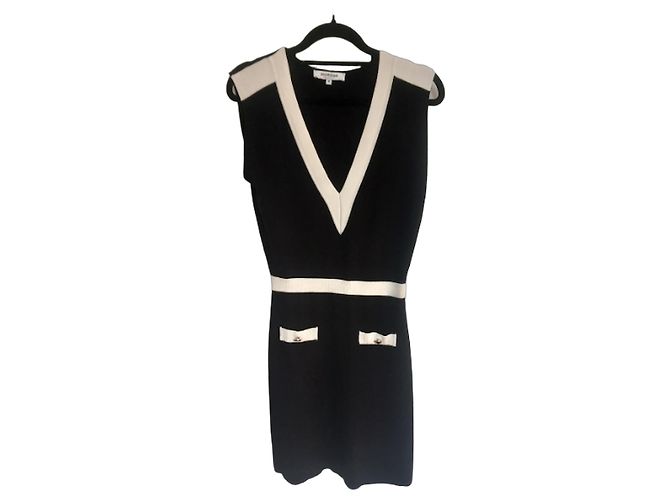 Morganne Bello Vestido Morgan blanco y negro con cuello en V
