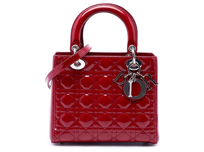 Lady Dior Cannage en charol rojo tamaño Medium Roja Burdeos