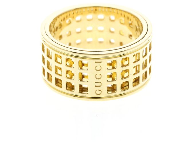 Anello largo Scroll di Gucci in oro giallo D'oro