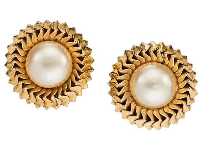 Timeless Chanel Sunburst Perlen Ohrringe Goldfarben Weiß Golden