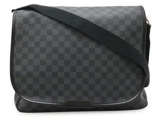 Bolso Messenger Louis Vuitton Damier Graphite Daniel GM Negro