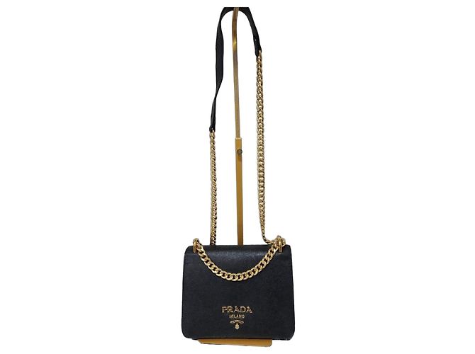 Prada Borsa a spalla Saffiano in pelle nera Nero