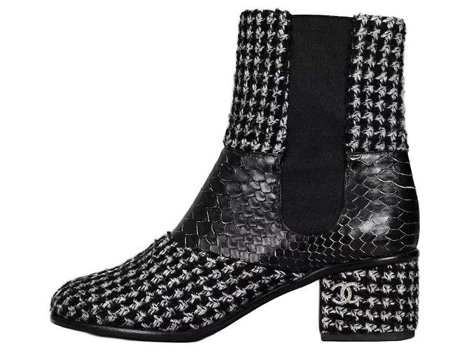 Chanel Tweed Stiefeletten, Größe 38.5 Gebraucht