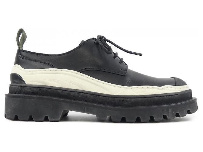 Chaussures en cuir Dior SACAI Noir Blanc