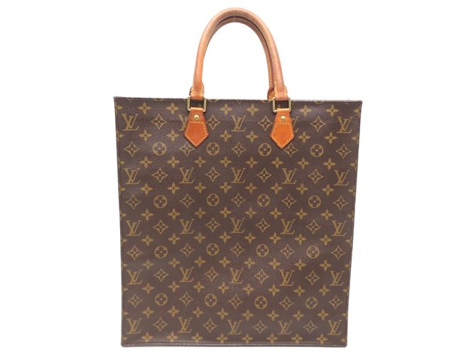 Louis Vuitton Sac Plat Handbag Marron