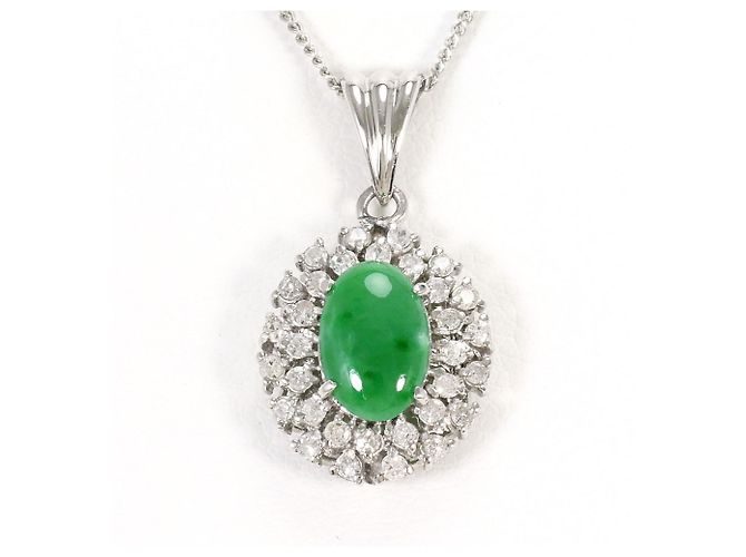 Autre Marque Collana in platino PT900 e giada
