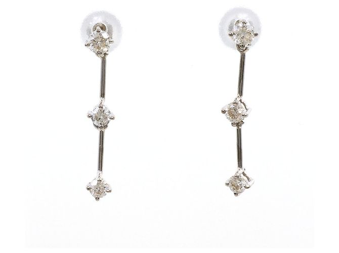 Autre Marque Eleganti orecchini pendenti in oro bianco 18K D'oro