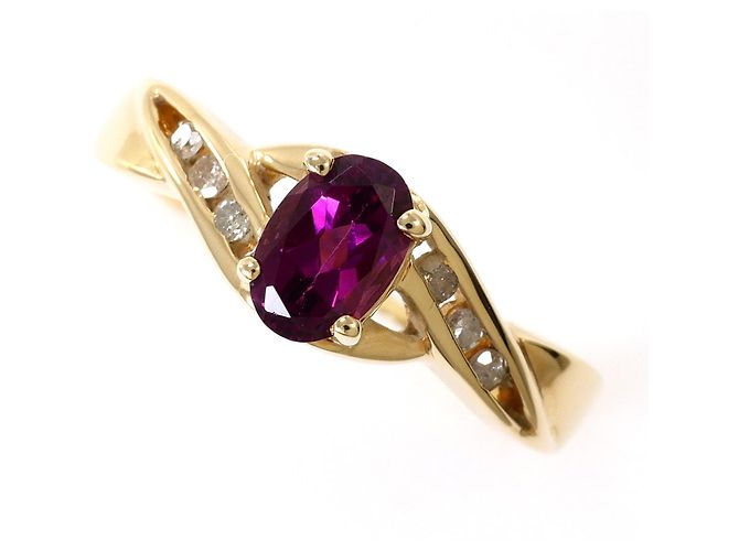 Autre Marque Gelbgold 10K Ring mit Granat und Diamant Golden