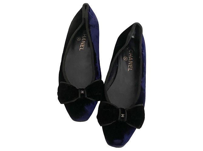 Sapatilhas Chanel de veludo com laço Preto Azul
