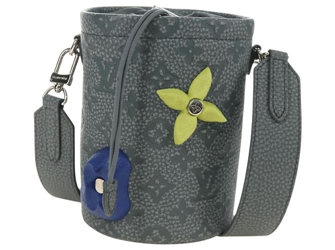 LOUIS VUITTON Taurillon Clemence Climbing Chalk Nano Bag M81572 Auth 185487SAM Marrom